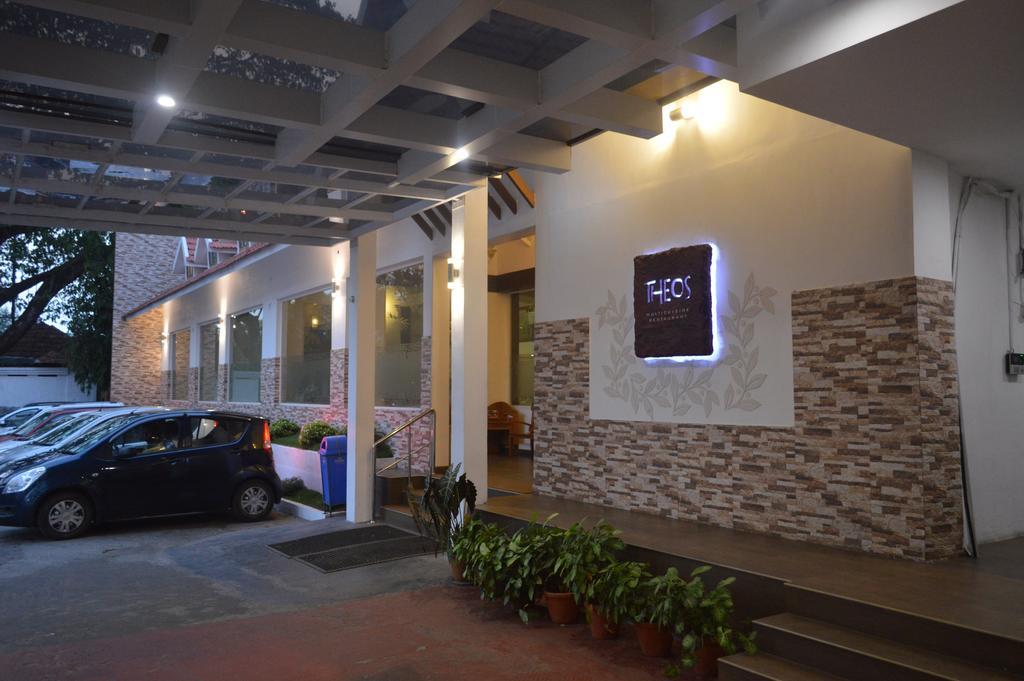 Hotel Aida Kottayam Exteriör bild