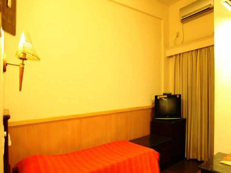 Hotel Aida Kottayam Exteriör bild